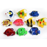 Пластиковые рыбки