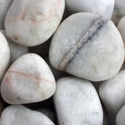 UDeco "Stream White" 30-50 мм, 2л (белая галька)